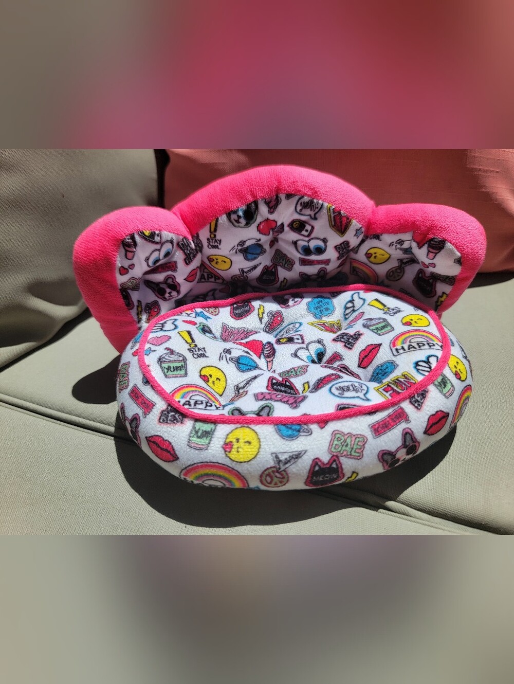 Justice Plush Pink Emoji Print Pet Bed